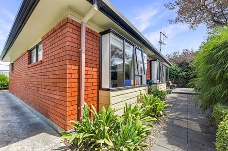 Photo of property in 2/45 Tahunanui Drive, Tahunanui, Nelson, 7011