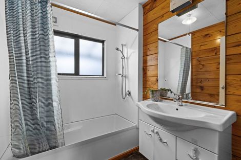 Photo of property in 13 Ritchie Place, Havelock North, 4130