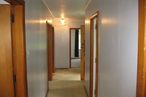 Photo of property in 17 Macaulay Street, Johnsonville, Wellington, 6037