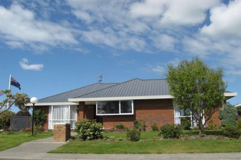 Photo of property in 21 Hewitts Road, Woodend, 7610