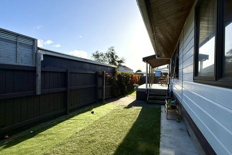 Photo of property in 40a Hartford Avenue, Papamoa Beach, Papamoa, 3118
