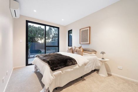 Photo of property in 15c Kiri Place, Mairangi Bay, Auckland, 0630