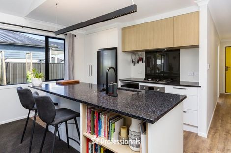 Photo of property in 31 Castletown Street, Wallaceville, Upper Hutt, 5018