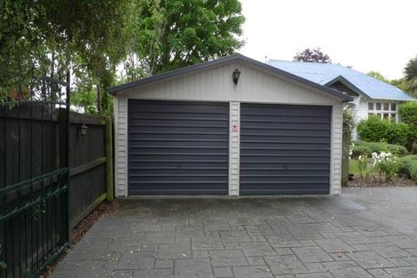 Photo of property in 96 Fendalton Road, Fendalton, Christchurch, 8014