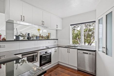 Photo of property in 20 Hamilton Place, Glenfield, Auckland, 0629