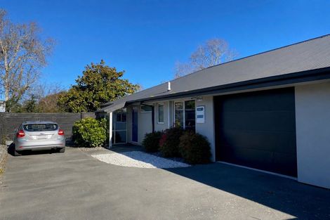 Photo of property in 2/23 Wakelin Place, Redwood, Christchurch, 8051