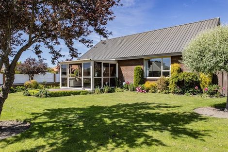 Photo of property in 16 Blakeley Place, Kaiapoi, 7630