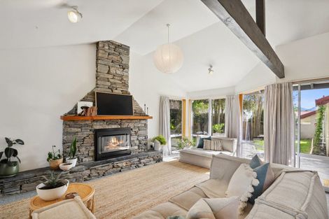 Photo of property in 15b Heuchan Lane, Wanaka, 9305