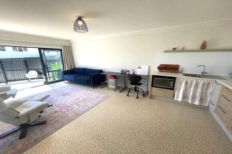 Photo of property in 4/27 Sanders Avenue, Takapuna, Auckland, 0622