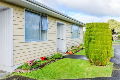 Photo of property in 27a Matai Street, Waikanae, 5036
