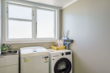 Photo of property in 16 Venables Avenue, Onekawa, Napier, 4110