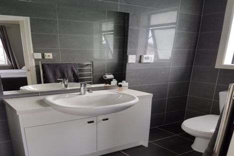 Photo of property in 14 Trecarne Street, Karaka, Papakura, 2113