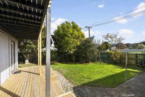 Photo of property in 15a Chapman Crescent, Naenae, Lower Hutt, 5011