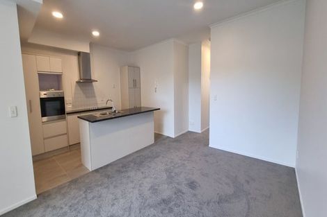 Photo of property in 10/11 Carlos Drive, Flat Bush, Auckland, 2016