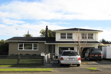 Photo of property in 28 Burn Street, Levin, 5510