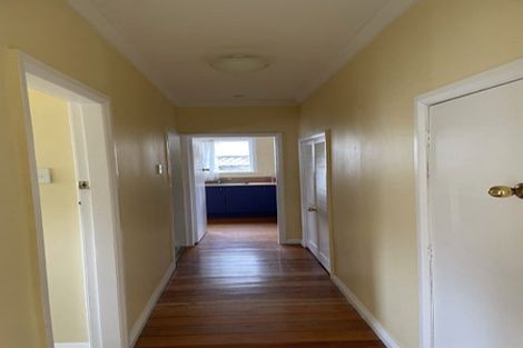 Photo of property in 10 Olivia Crescent, Tawa, Wellington, 5028