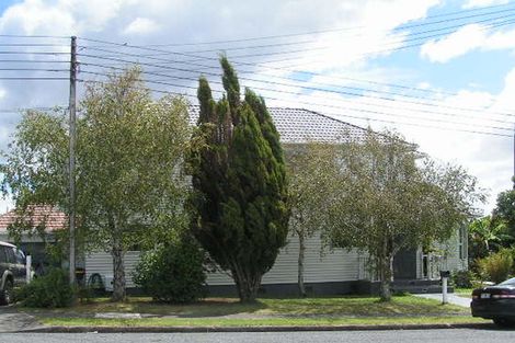 Photo of property in 1 Bayview Road, Hauraki, Auckland, 0622