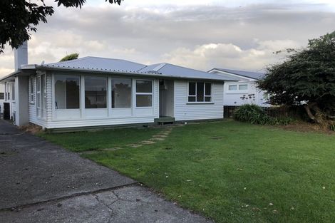 Photo of property in 7 Winton Street, Paraparaumu Beach, Paraparaumu, 5032