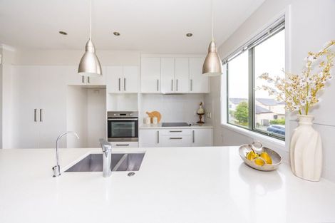 Photo of property in 229 Alec Craig Way, Gulf Harbour, Whangaparaoa, 0930