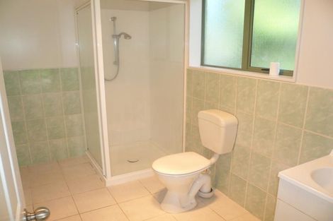 Photo of property in 18 Shah Place, Glen Eden, Auckland, 0602