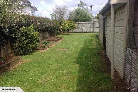 Photo of property in 421 Mangorei Road, Highlands Park, New Plymouth, 4312