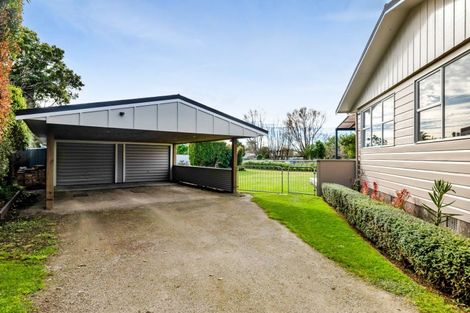 Photo of property in 8 Brassey Street, Waverley, 4510