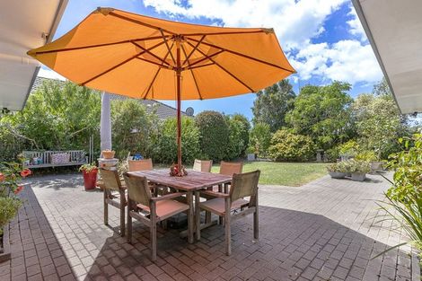 Photo of property in 56 Nicholas Road, Somerville, Auckland, 2014