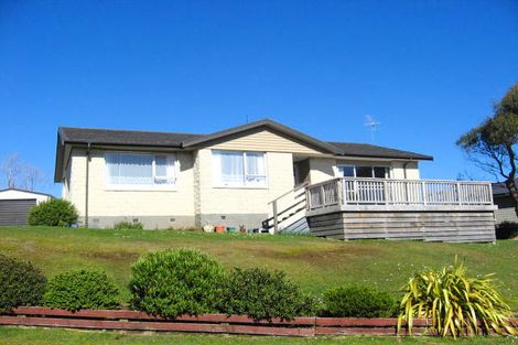Photo of property in 2 Arnott Heights East, Greymouth, 7805
