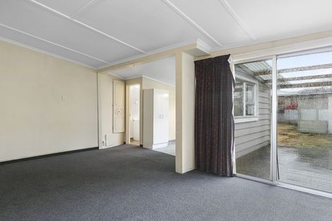Photo of property in 38 Bradshaw Street, South Dunedin, Dunedin, 9012