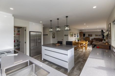 Photo of property in 351 Rosetta Road, Raumati Beach, Paraparaumu, 5032