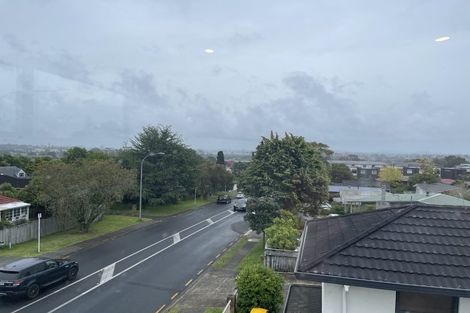 Photo of property in 26a Reeves Road, Pakuranga, Auckland, 2010