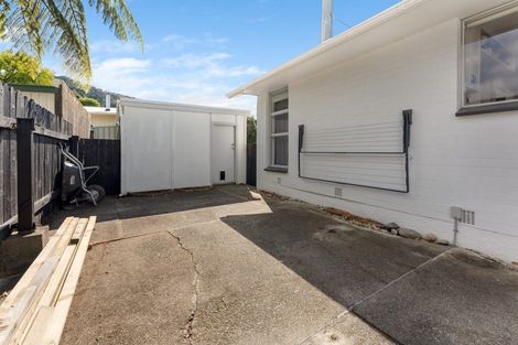 Photo of property in 25 Montana Road, Totara Park, Upper Hutt, 5018