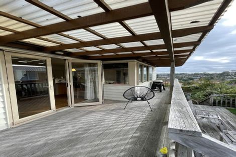 Photo of property in 1/170 East Coast Road, Forrest Hill, Auckland, 0620