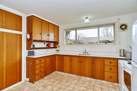 Photo of property in 21 Heaphy Place, Casebrook, Christchurch, 8051