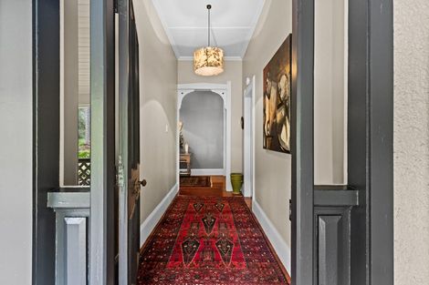 Photo of property in 46 Palmerston Road, Havelock North, 4130