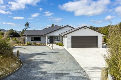 Photo of property in 285 Fairview Drive, Akatarawa, Upper Hutt, 5372