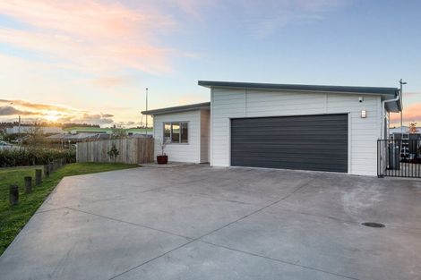 Photo of property in 210 Lakes Boulevard, Pyes Pa, Tauranga, 3112