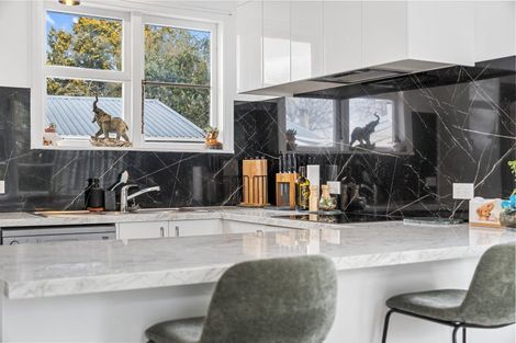 Photo of property in 6 Kenney Crescent, Fairfield, Hamilton, 3214