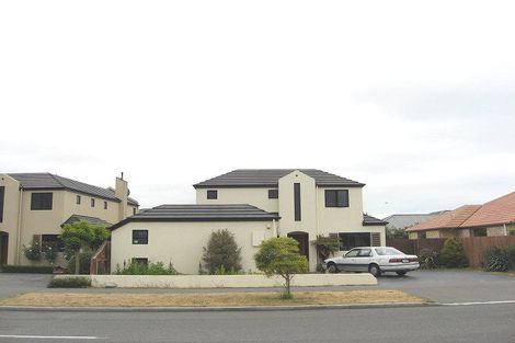 Photo of property in 93a Broadhaven Avenue, Parklands, Christchurch, 8083