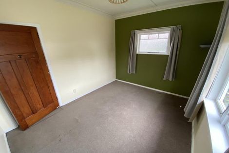 Photo of property in 33 Baring Terrace, Strandon, New Plymouth, 4312