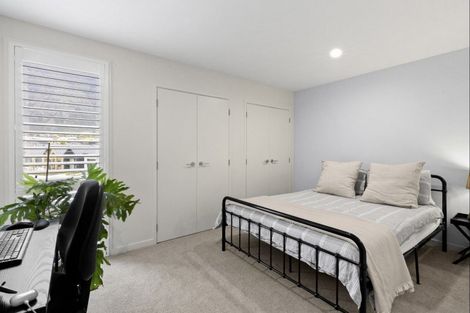 Photo of property in 2 Mcgibbon Lane, Jacks Point, 9371