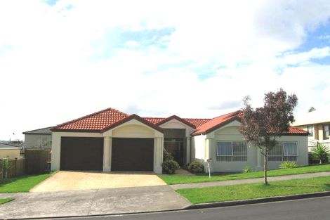 Photo of property in 19 Semillon Avenue, Henderson, Auckland, 0612