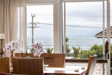 Photo of property in 4 Shearer Drive, Oakura, 4314