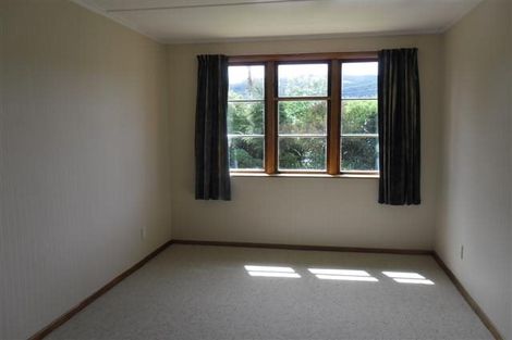 Photo of property in 5 Marion Street, Silverstream, Upper Hutt, 5019