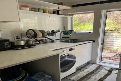 Photo of property in 8 Glenreagh Place, Torbay, Auckland, 0630