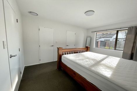 Photo of property in 242 Memorial Avenue, Burnside, Christchurch, 8053