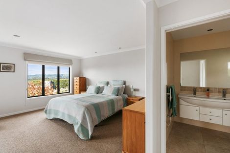 Photo of property in 20 Holyoake Terrace, Omokoroa, 3114