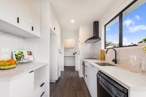 Photo of property in 1/9 Hydra Place, Glen Eden, Auckland, 0602