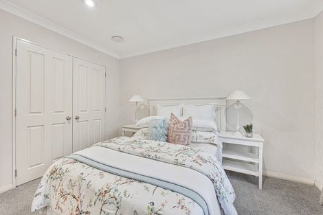 Photo of property in 43 Lansell Drive, East Tamaki Heights, Auckland, 2016