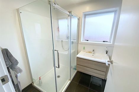 Photo of property in 19 Mckellar Place, Hornby, Christchurch, 8042